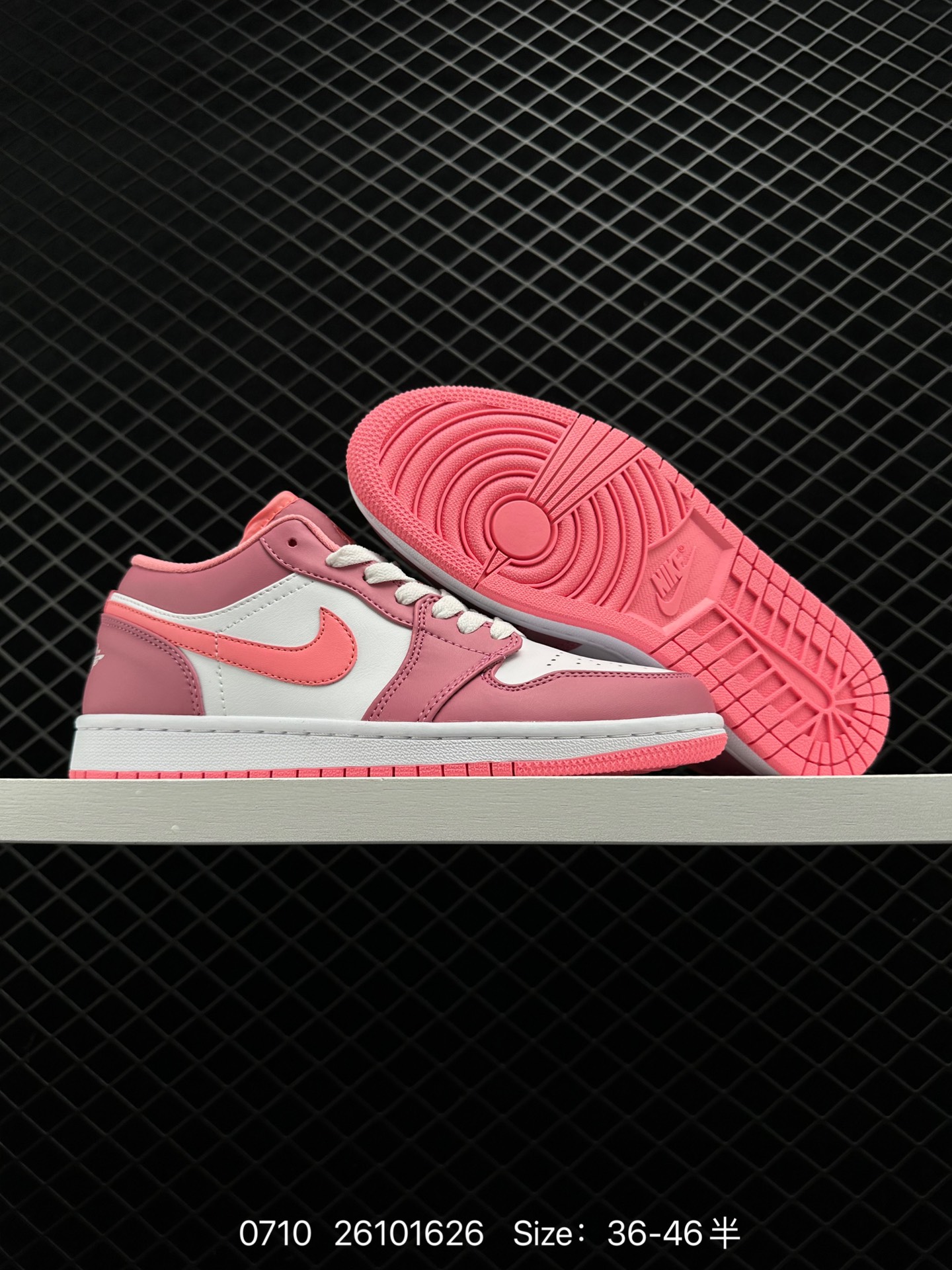 NIKE AIR JORDAN 1 LOW